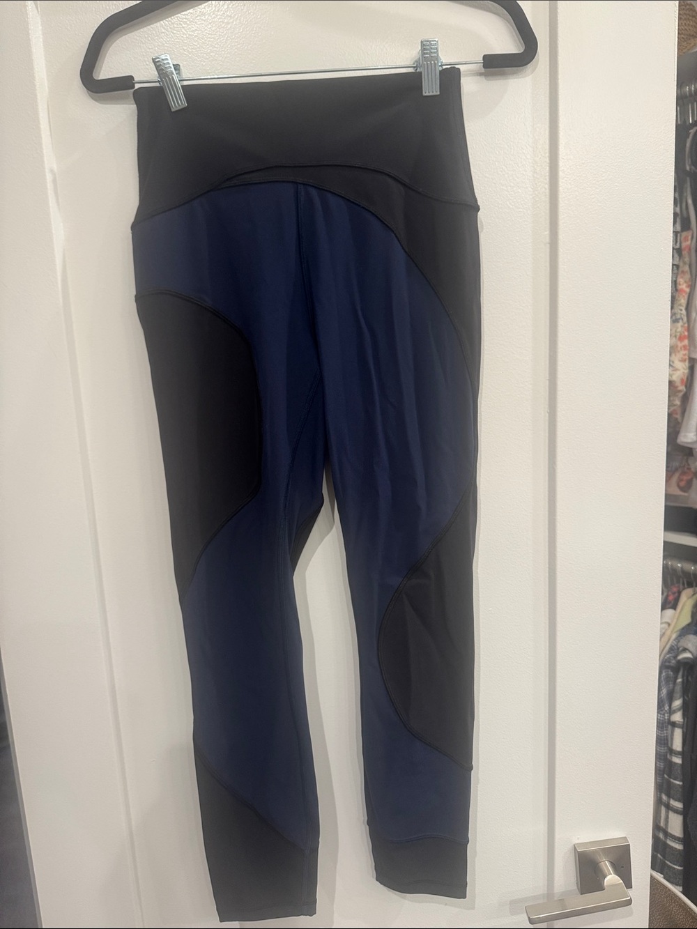 Lulu Lemon Roksanda Colorblock Sculpting Leggings in Navy and Black